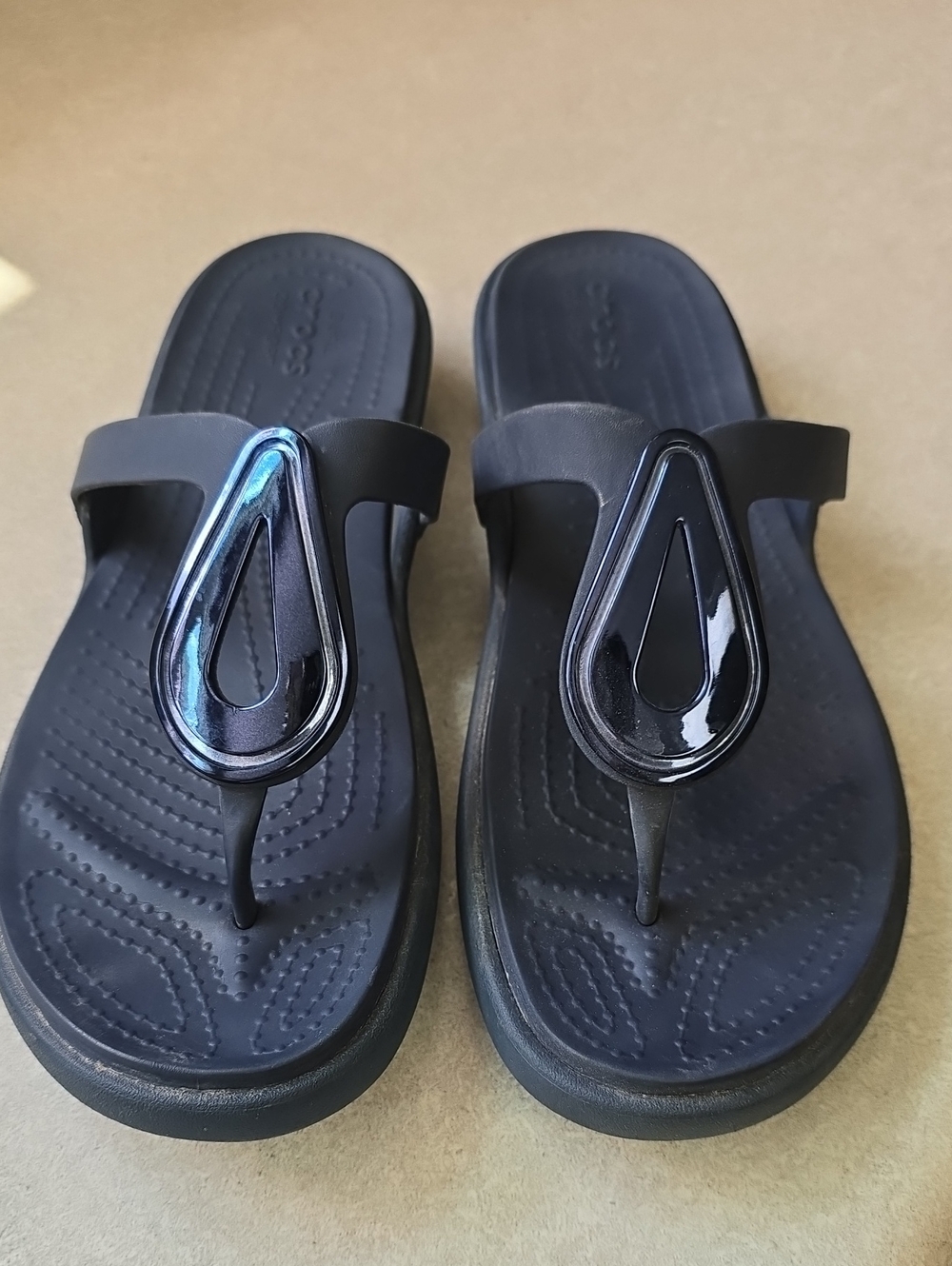 Navy Blue Gloss Teardrop Toe-Post Sandals- Crocs